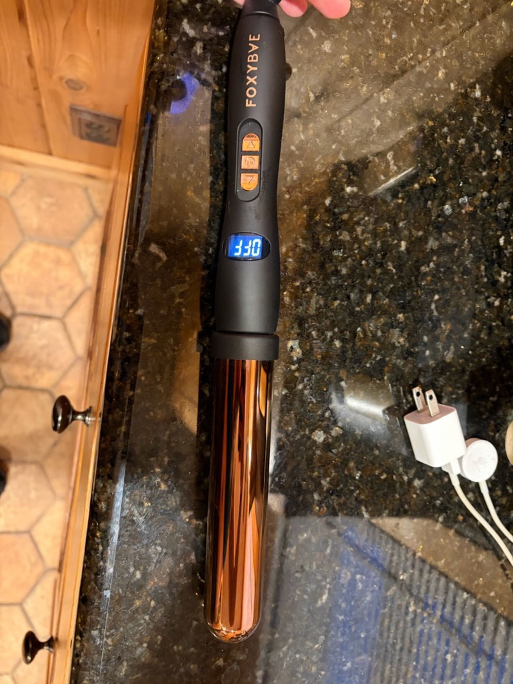 FOXYBAE Copper Curling Wand - Black Handle, Copper Barrel